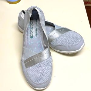 Size 9 Skechers memory foam slip ons